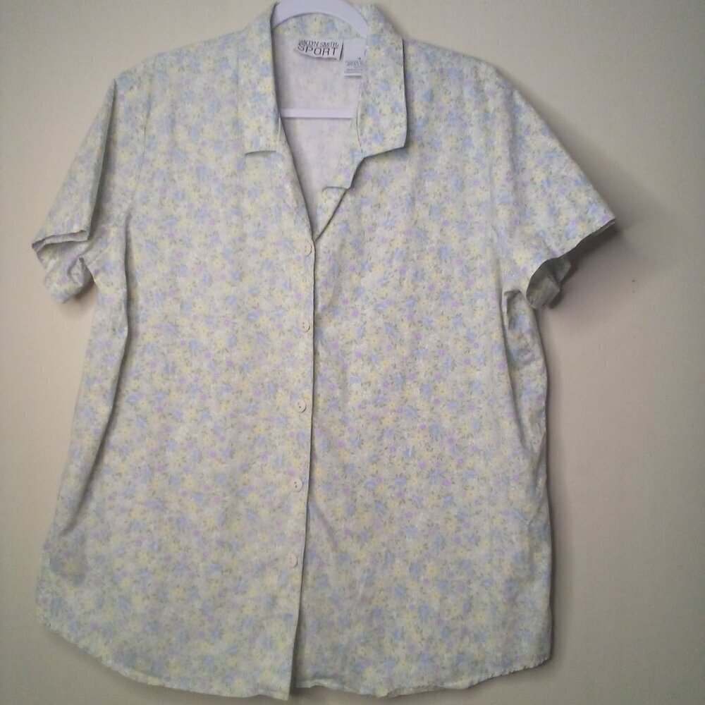Jaclyn Smith Sport Shirt Women 18 Button Front Short Sleeve Floral Pastel Colors